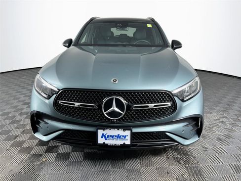 Certified 2025 Mercedes-Benz GLC 300 4MATIC image 9