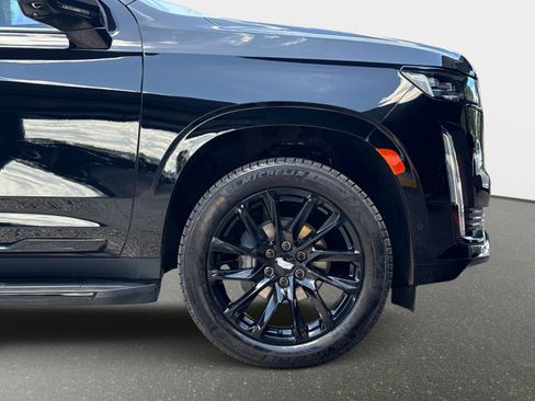 Used 2024 Cadillac Escalade Sport w/ LPO, ONYX Package AWD/4WD image 21