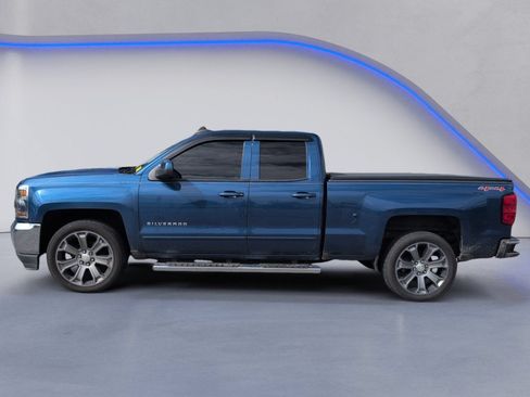 Used 2017 Chevrolet Silverado 1500 LT w/ All Star Edition AWD/4WD image 5