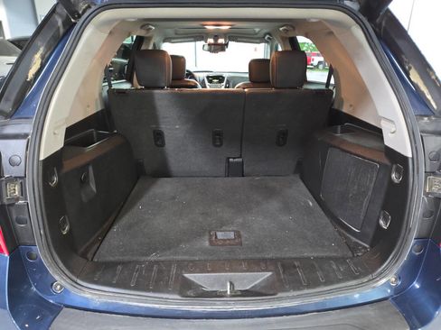 Used 2017 Chevrolet Equinox Premier w/ Enhanced Convenience Package FWD image 24