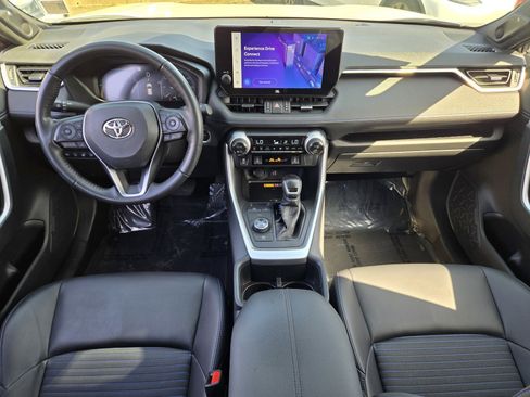 Used 2025 Toyota RAV4 XSE w/ Advanced Technology Package AWD/4WD image 14