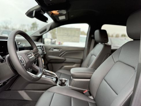 New 2026 GMC Canyon Elevation w/ Convenience Package image 11