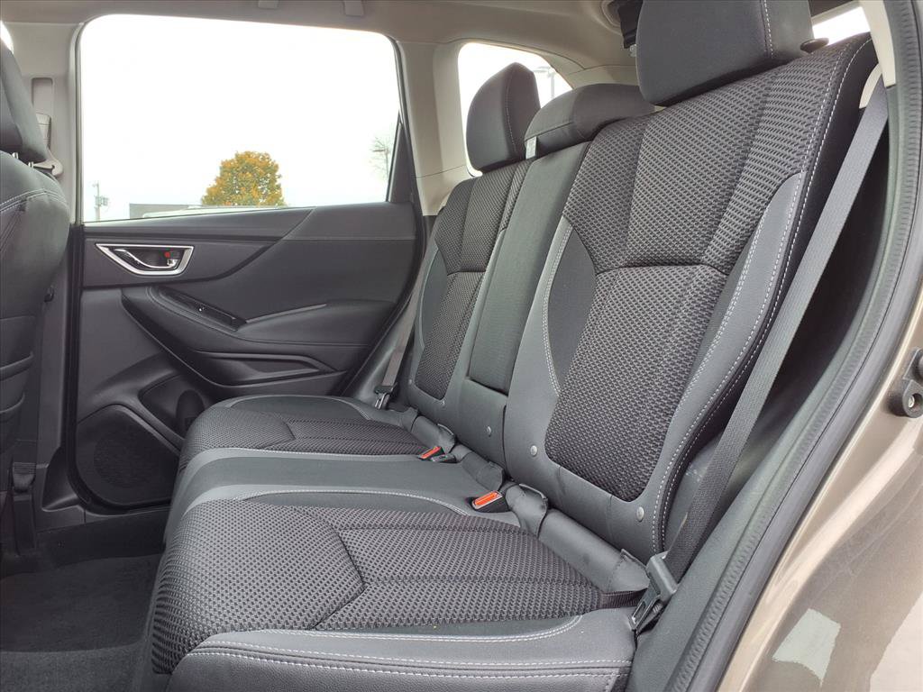 Used 2019 Subaru Forester Premium AWD/4WD image 8
