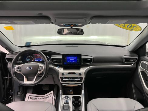 Used 2021 Ford Explorer XLT w/ Equipment Group 202A image 35