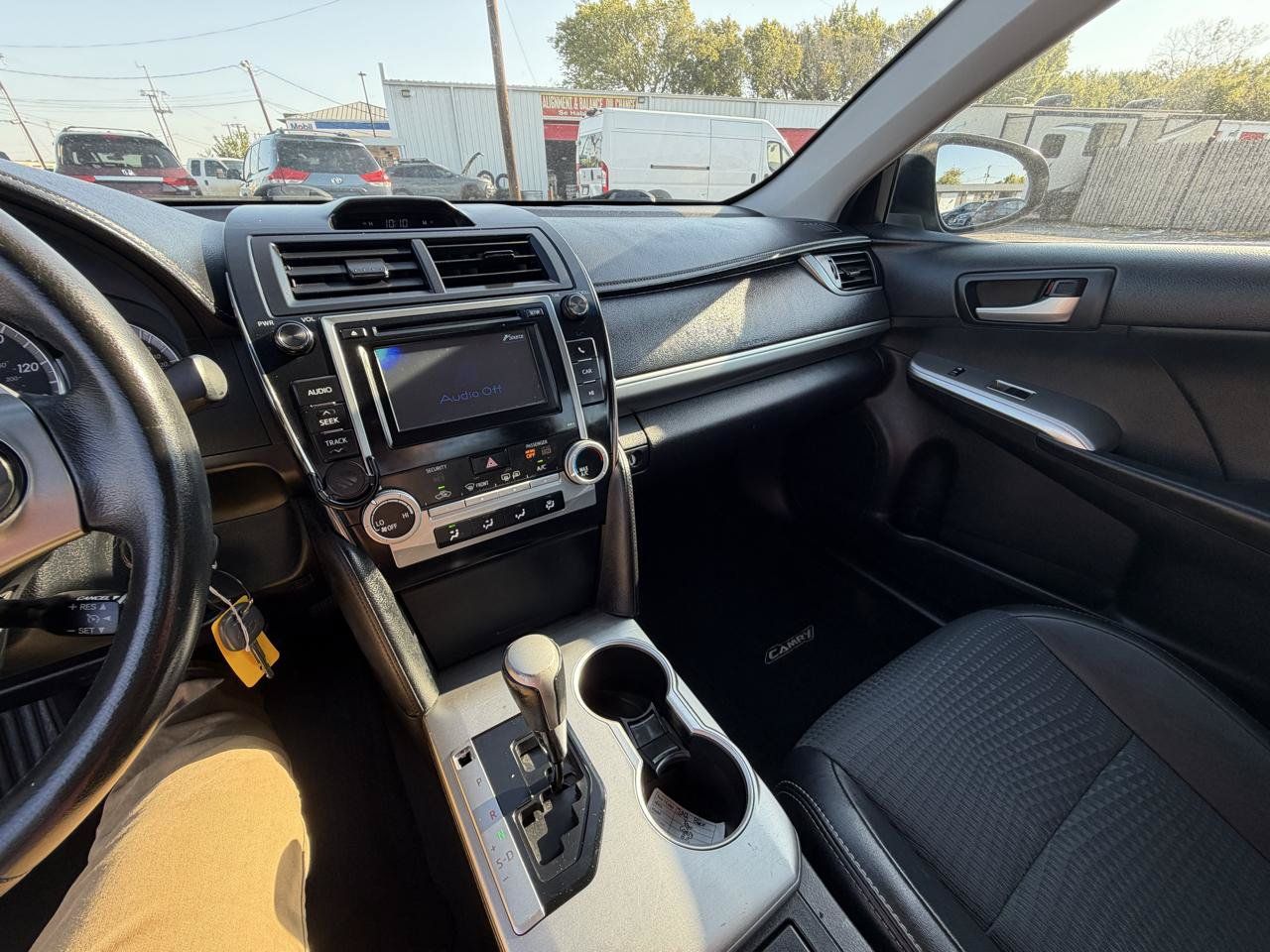 Used 2012 Toyota Camry SE FWD image 16