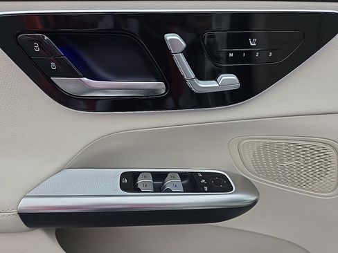 New 2026 Mercedes-Benz GLC 300 4MATIC image 13