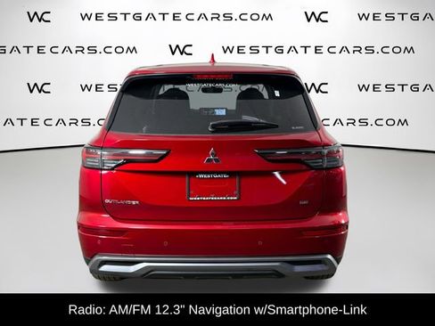 Used 2025 Mitsubishi Outlander AWD image 4