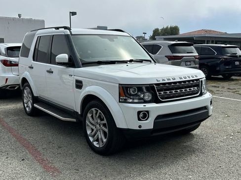 Used 2016 Land Rover LR4 HSE AWD/4WD image 2