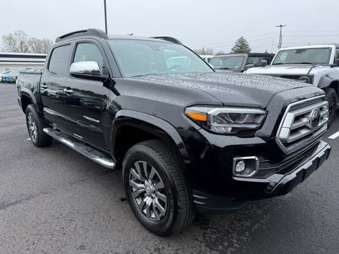 Used 2023 Toyota Tacoma Limited image 2