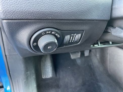 Used 2020 Jeep Compass Limited image 21