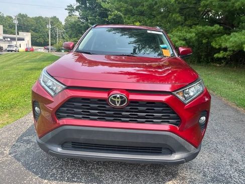 Used 2020 Toyota RAV4 XLE FWD image 8