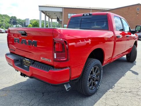 New 2026 RAM 2500 Big Horn AWD/4WD image 3