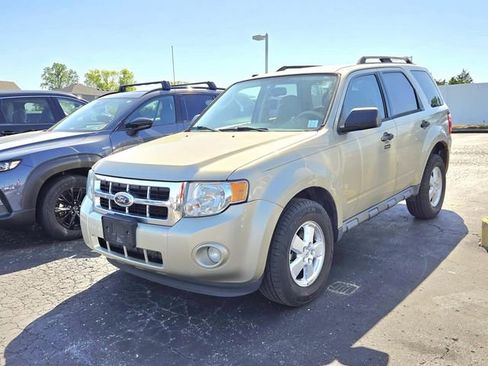 Used 2012 Ford Escape XLT image 4