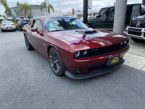 Used 2021 Dodge Challenger R/T Scat Pack w/ Shaker Package RWD image 2