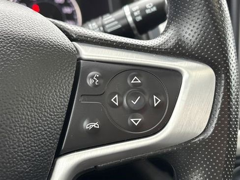 Certified 2023 GMC Acadia SLE w/ Driver Convenience Package image 13