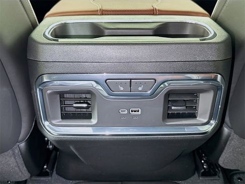 New 2026 GMC Sierra 3500 Denali Ultimate w/ LPO, Black Badging Package image 14
