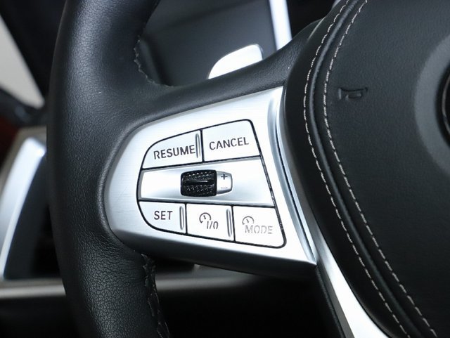 Used 2027 BMW X7 xDrive40i AWD/4WD image 27