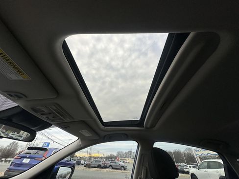 Certified 2021 Honda Civic EX image 21