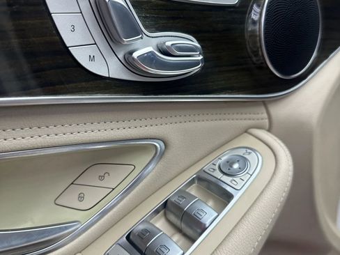 Used 2015 Mercedes-Benz C 300 Sedan image 10