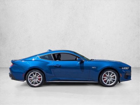 Used 2024 Ford Mustang GT Premium RWD image 4