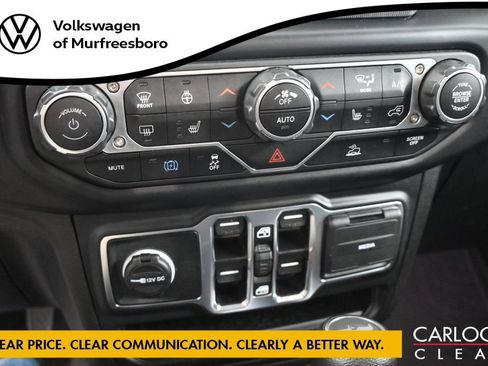 Used 2023 Jeep Wrangler Unlimited w/ Cold Weather Group AWD/4WD image 39