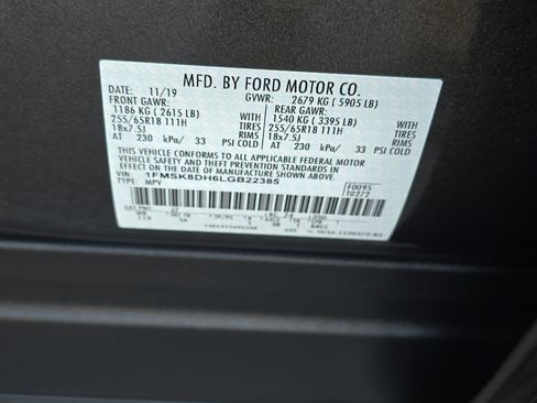 Used 2020 Ford Explorer XLT w/ Equipment Group 202A AWD/4WD image 30