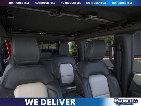 New 2026 Ford Bronco Outer Banks w/ Sasquatch Package AWD/4WD image 12