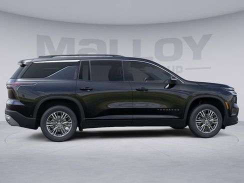 New 2026 Chevrolet Traverse LT image 5