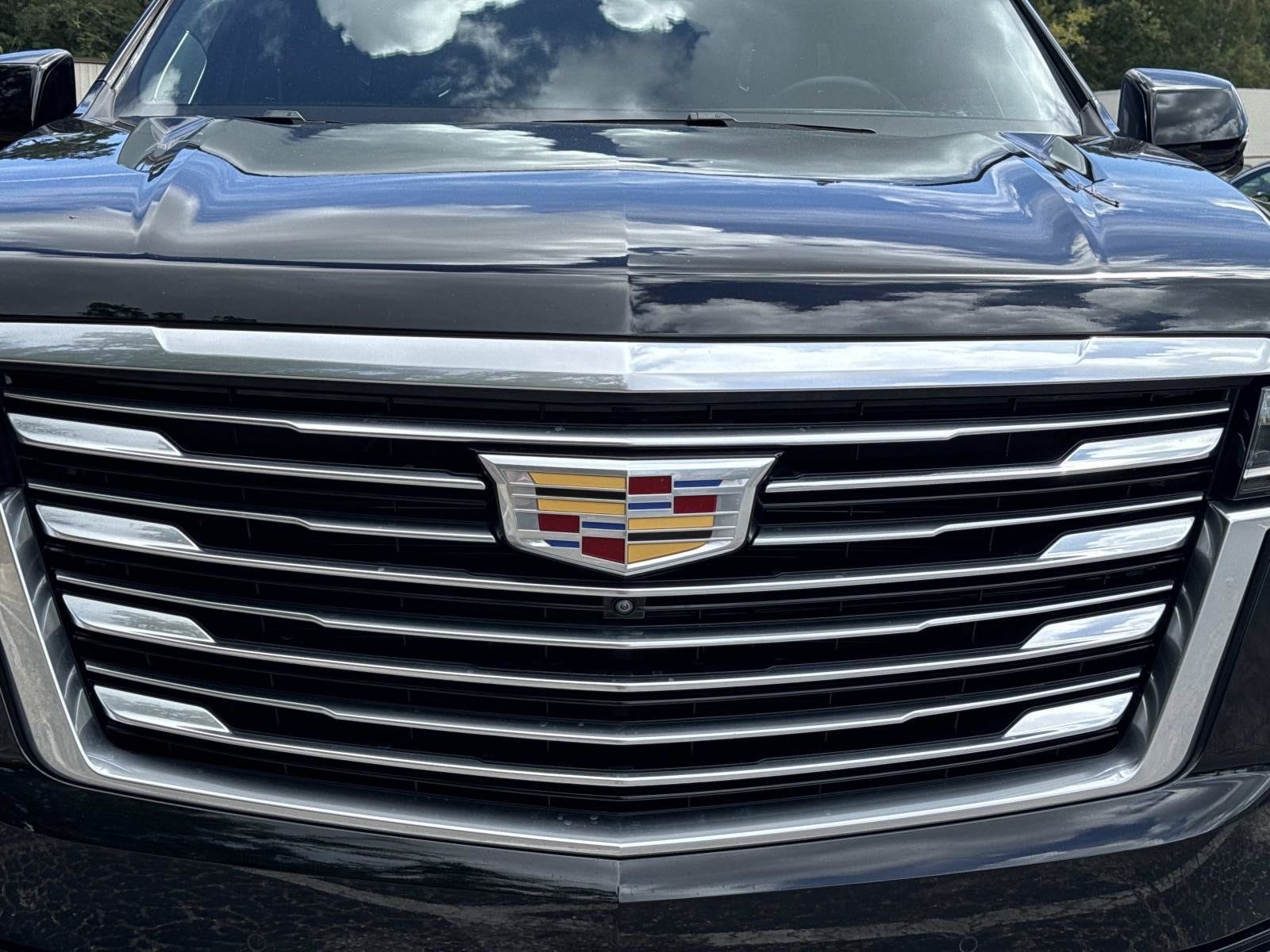 Used 2023 Cadillac Escalade Premium Luxury Platinum AWD/4WD image 8