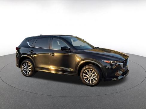 Used 2025 MAZDA CX-5 AWD 2.5 S w/ Preferred Package image 2
