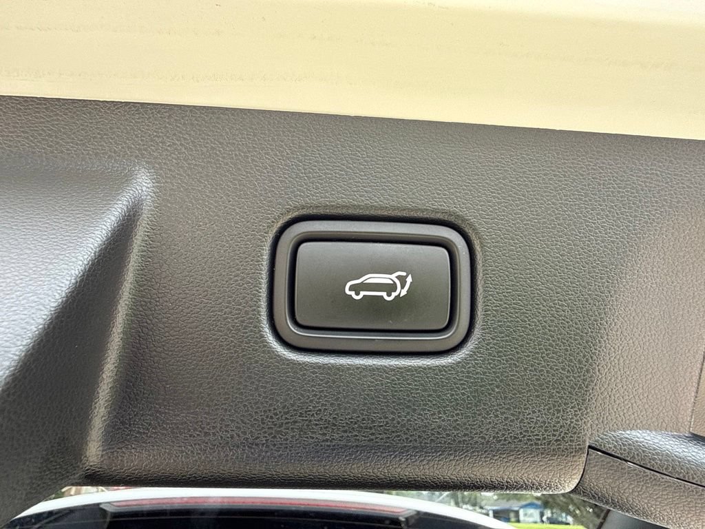 Used 2023 Hyundai Tucson Limited FWD image 28