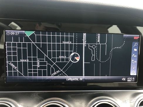 Used 2018 Mercedes-Benz E 300 E 300 image 21