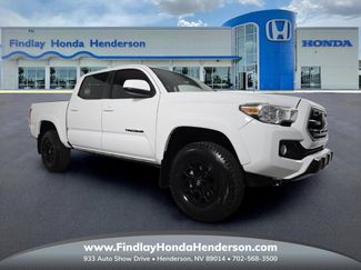 Used 2019 Toyota Tacoma SR5 AWD/4WD video 1