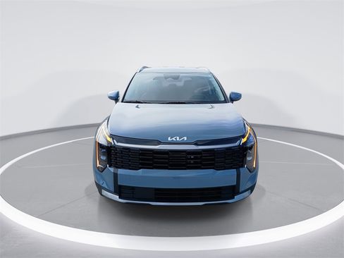 Certified 2026 Kia Sportage EX image 3