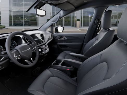 New 2025 Chrysler Pacifica Select image 33