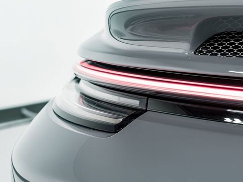 Used 2024 Porsche 911 GT3 image 50