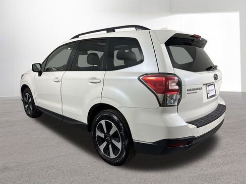 Used 2018 Subaru Forester 2.5i Premium w/ All-Weather Package image 31