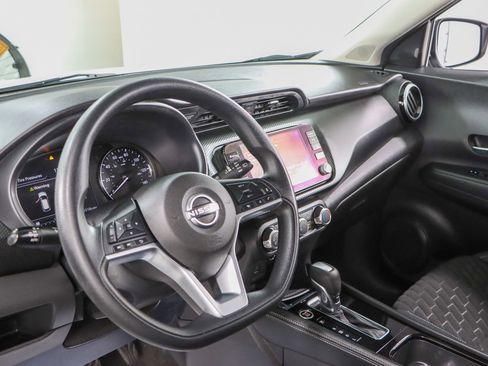 Used 2023 Nissan Kicks SV image 22