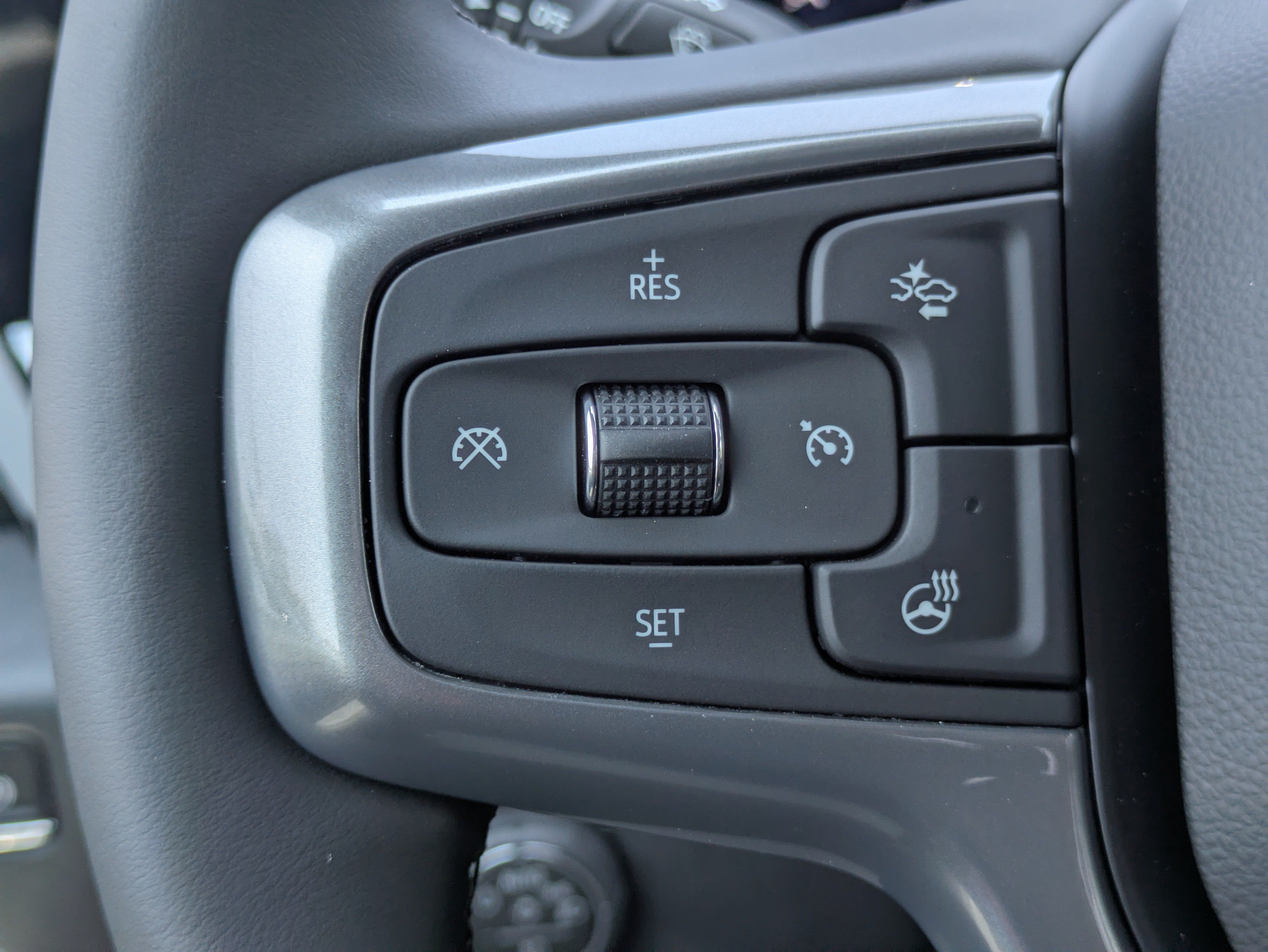 New 2026 Chevrolet Silverado 2500 LTZ w/ LTZ Premium Package AWD/4WD image 15
