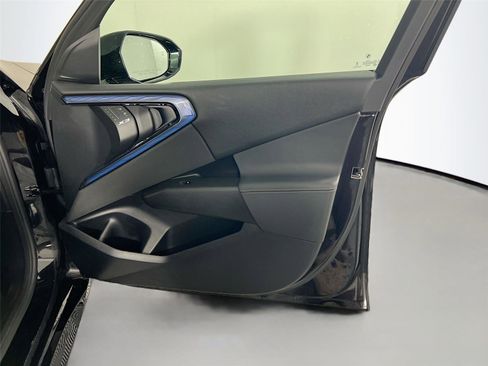 Used 2025 BMW X3 xDrive30i w/ M Sport Package image 28