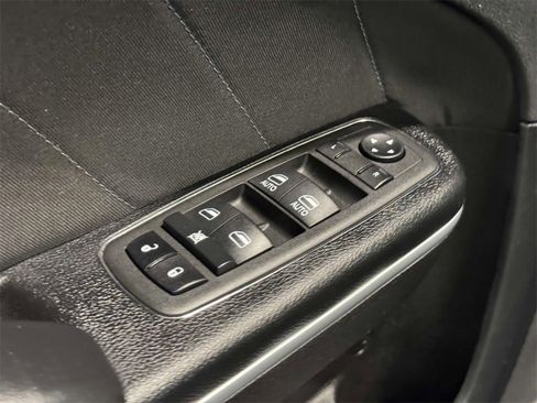 Used 2021 Dodge Charger SXT w/ Driver Convenience Group image 32