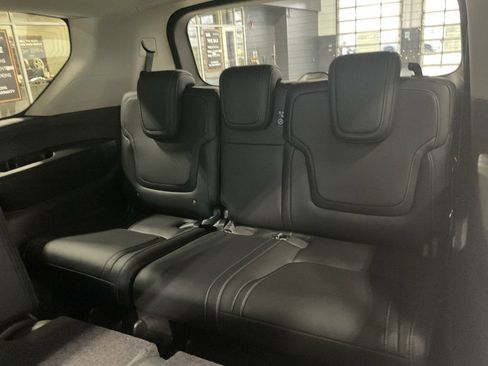 New 2026 Nissan Armada SV image 27