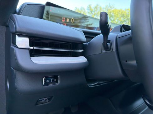 New 2026 Lincoln Navigator L Reserve w/ Jet Appearance Package AWD/4WD image 35