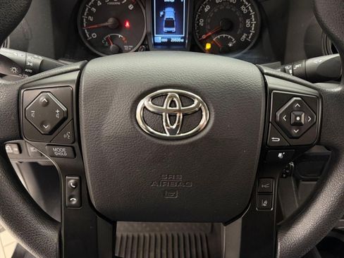 Used 2023 Toyota Tacoma SR AWD/4WD image 12