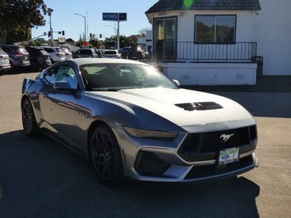 New 2026 Ford Mustang GT Premium w/ GT Performance Package