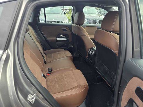 New 2026 Mercedes-Benz GLA 35 AMG 4MATIC image 13