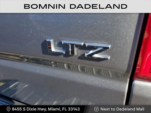 Used 2022 Chevrolet Silverado 1500 LTZ w/ Z71 Off-Road Package image 7