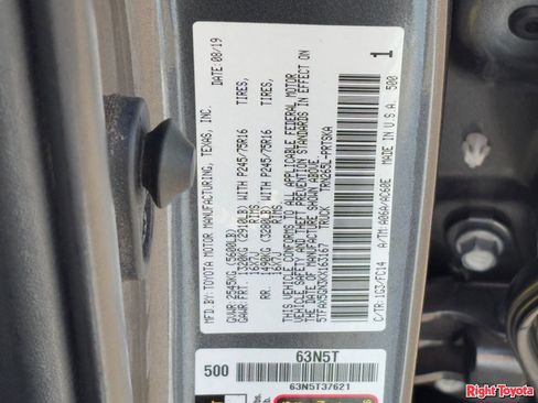 Certified 2019 Toyota Tacoma SR5 image 32