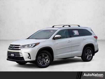Used 2019 Toyota Highlander Limited Platinum