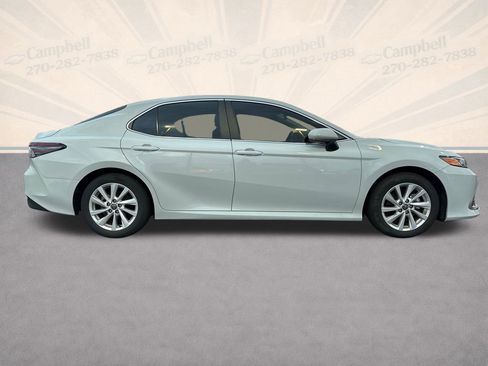 Used 2024 Toyota Camry LE image 7
